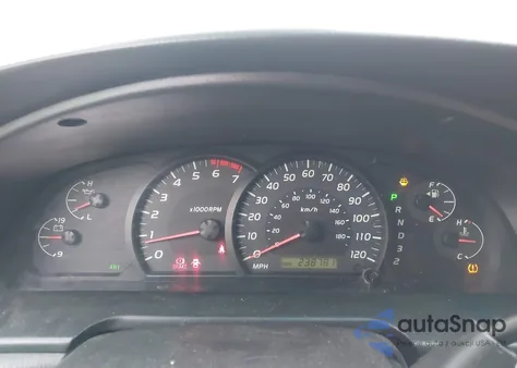 2005 Toyota Tundra Sr5 V8 from USA, damaged, VIN 5TBBT44105S471766